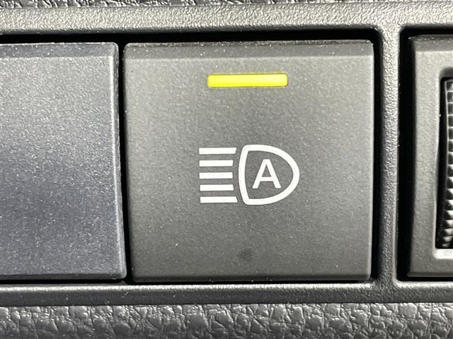Toyota COROLLA TOURING 2020 7429421-1