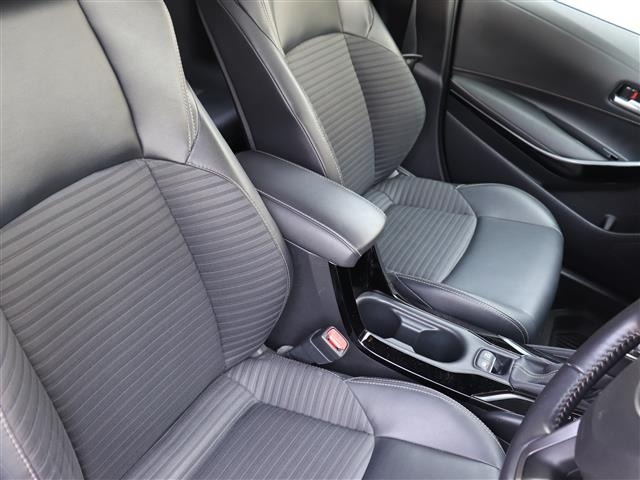 Toyota COROLLA TOURING 2020 7429450-7