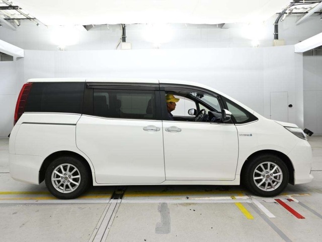 Toyota ESQUIRE 2015 7428954-3