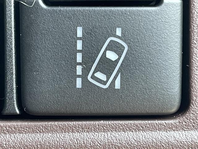 Toyota ESQUIRE 2020 7428961-3
