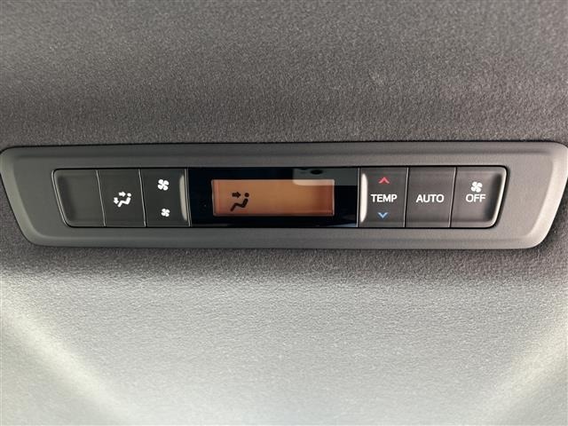 Toyota ESQUIRE 2016 7428966-22