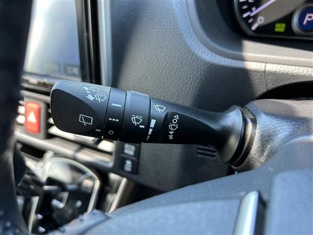 Toyota ESQUIRE 2016 7428966-9