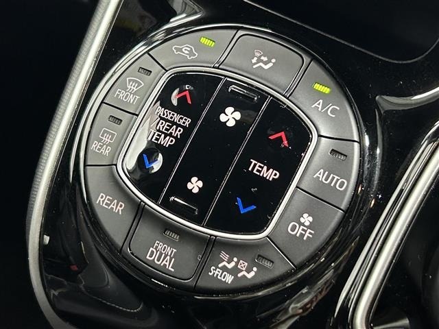 Toyota ESQUIRE 2019 7428970-2