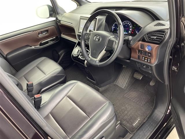 Toyota ESQUIRE 2021 7428972-4