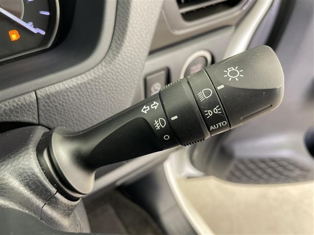 Toyota ESQUIRE 2017 7428973-8