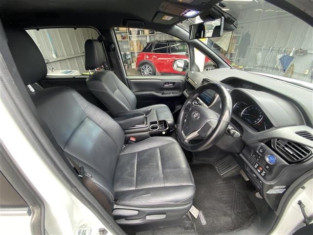 Toyota ESQUIRE 2016 7428975-7