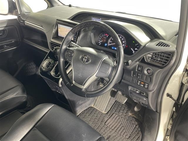 Toyota ESQUIRE 2019 7428976-7