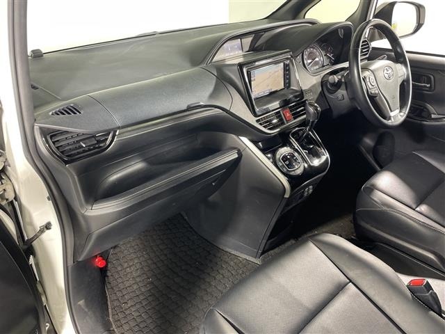 Toyota ESQUIRE 2019 7428976-9