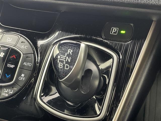 Toyota ESQUIRE 2017 7428979-22