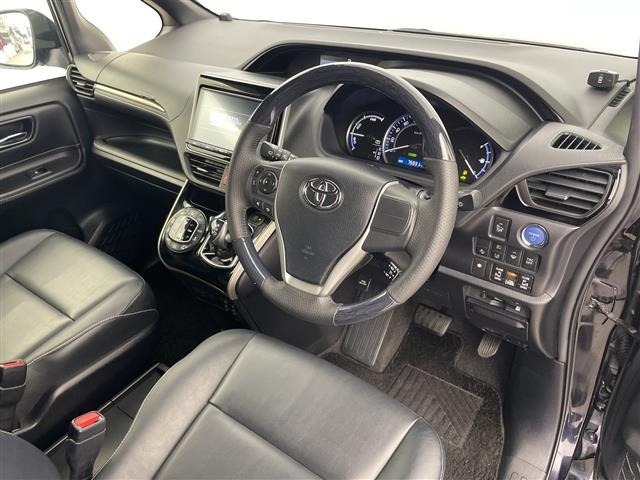 Toyota ESQUIRE 2017 7428979-6