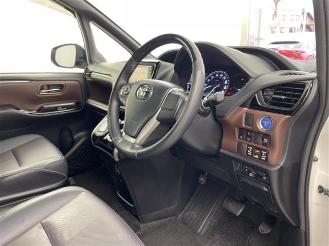 Toyota ESQUIRE 2019 7428984-1