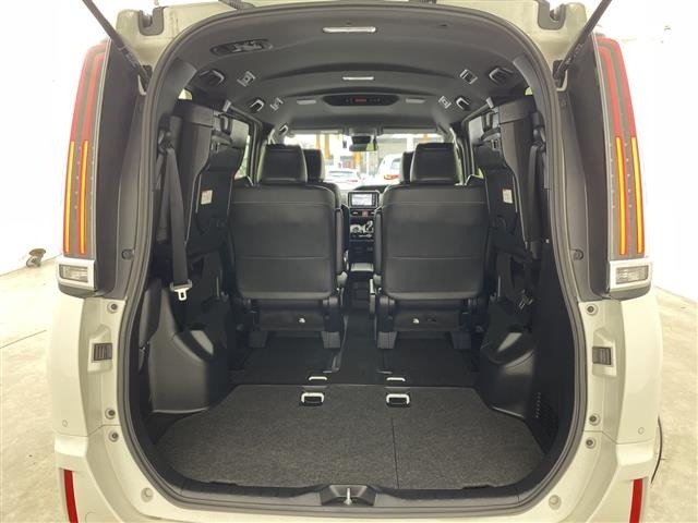 Toyota ESQUIRE 2019 7428984-2