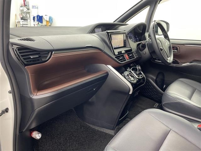 Toyota ESQUIRE 2019 7428984-9