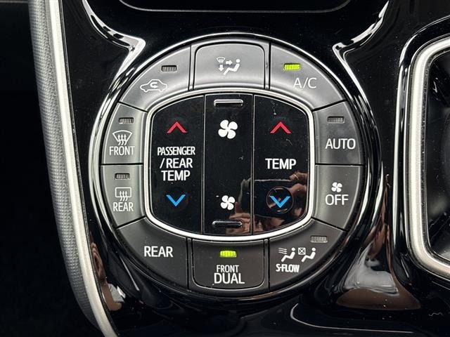 Toyota ESQUIRE 2015 7428985-11