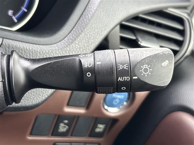 Toyota ESQUIRE 2015 7428985-8