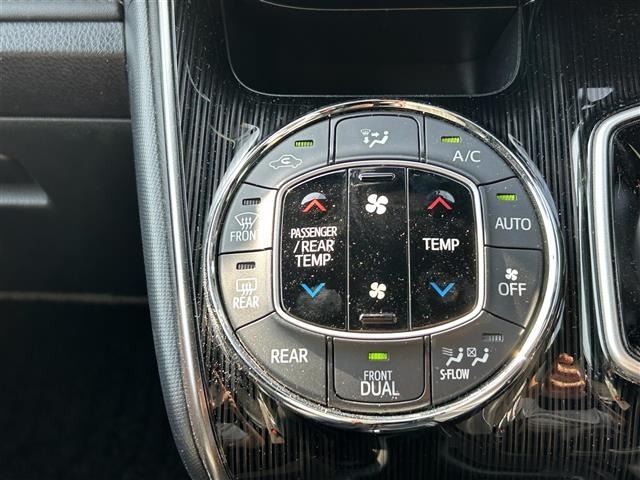Toyota ESQUIRE 2021 7428987-6