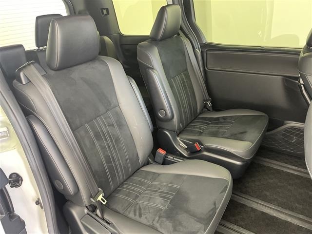 Toyota ESQUIRE 2019 7428993-4
