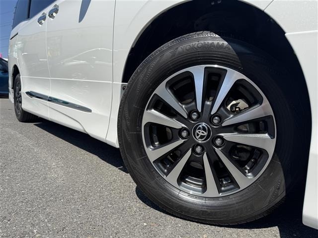 Toyota ESQUIRE 2019 7429001-3