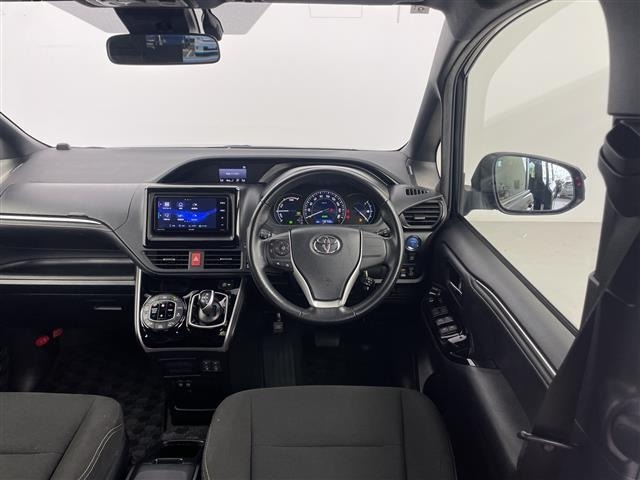 Toyota ESQUIRE 2017 7429006-12
