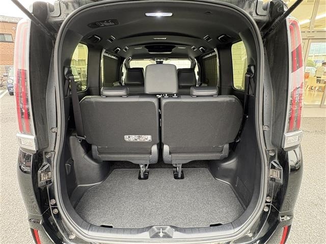 Toyota ESQUIRE 2017 7429011-11
