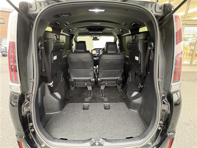 Toyota ESQUIRE 2017 7429011-12