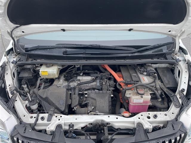Toyota ESQUIRE 2015 7429015-14