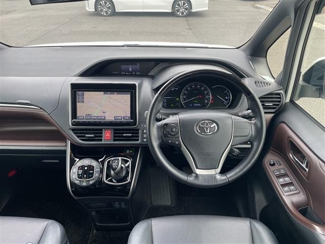 Toyota ESQUIRE 2015 7429015-18