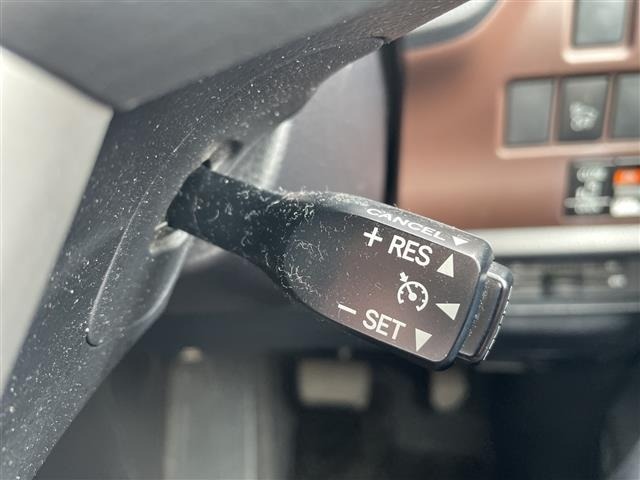 Toyota ESQUIRE 2015 7429015-9