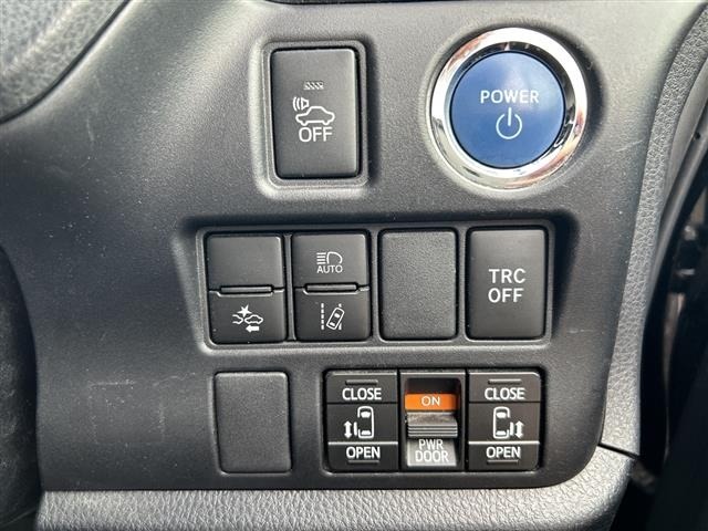 Toyota ESQUIRE 2018 7429016-21