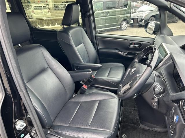 Toyota ESQUIRE 2018 7429016-5