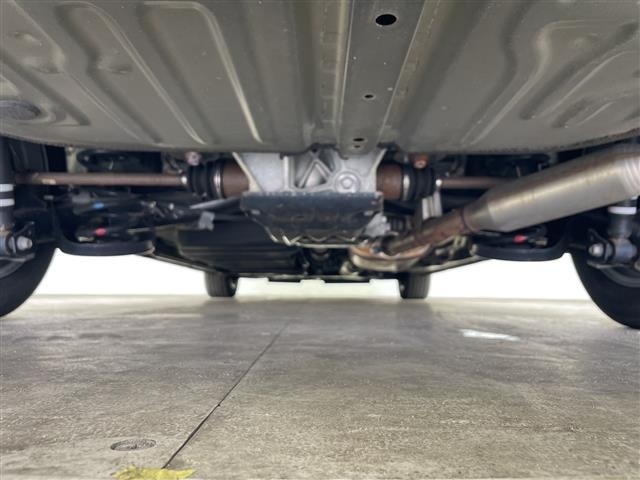 Toyota ESQUIRE 2019 7429018-19