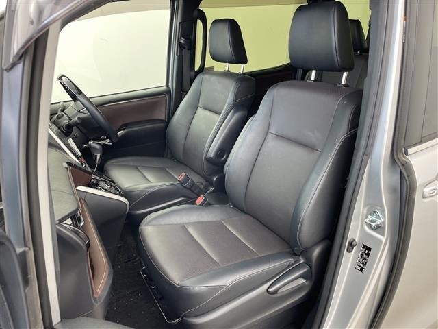 Toyota ESQUIRE 2017 7429019-10