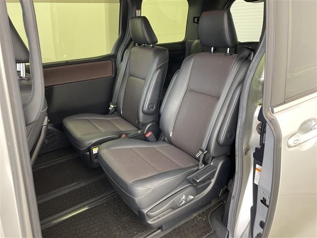 Toyota ESQUIRE 2017 7429019-12