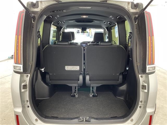 Toyota ESQUIRE 2017 7429019-22