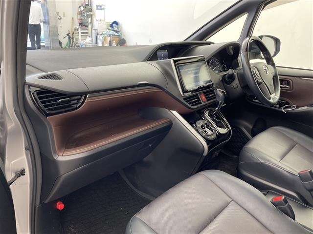 Toyota ESQUIRE 2017 7429019-9