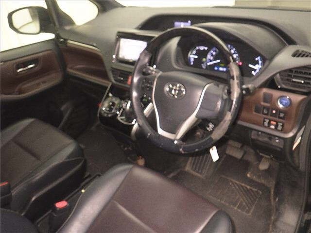 Toyota ESQUIRE 2015 7429021-3