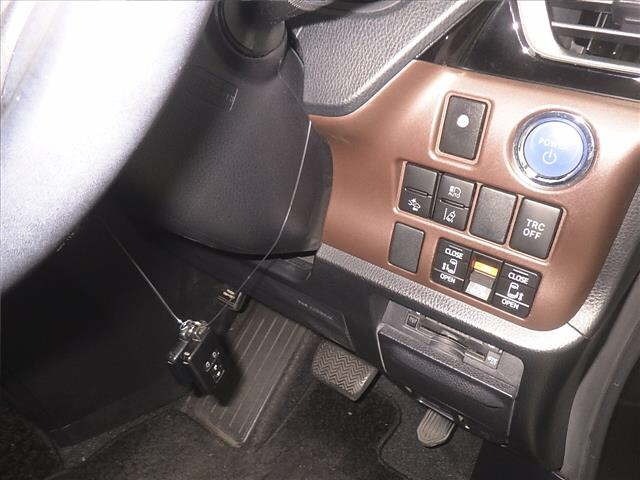 Toyota ESQUIRE 2019 7429022-8