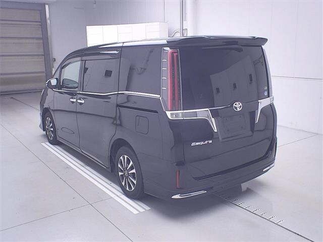 Toyota ESQUIRE 2017 7429023-1