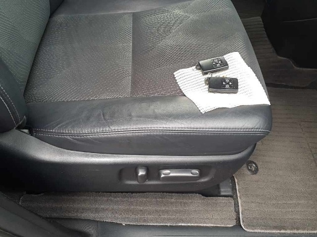 Toyota ESTIMA 2015 7429109-10