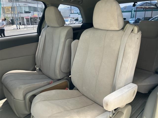 Toyota ESTIMA 2007 7429122-4