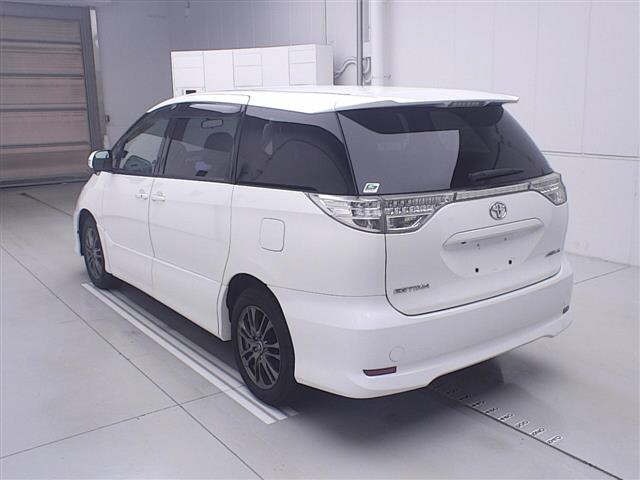 Toyota ESTIMA 2013 7429132-1