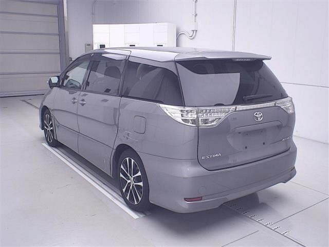 Toyota ESTIMA 2012 7429135-1