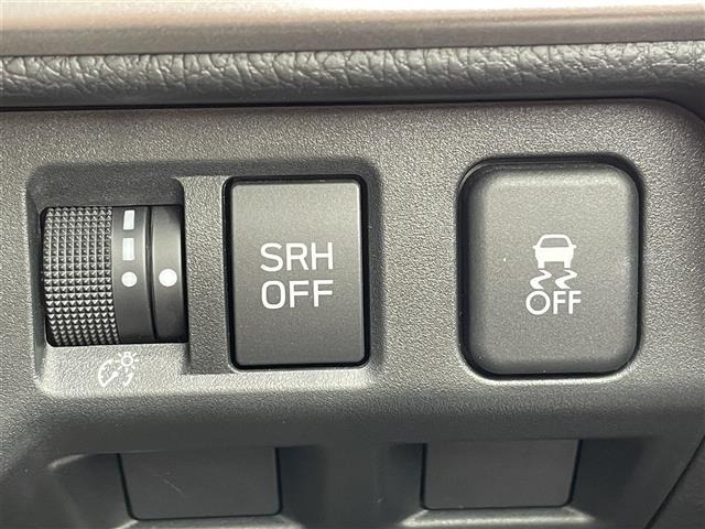 Subaru FORESTER 2016 7427536-8