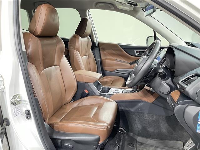 Subaru FORESTER 2018 7427571-10