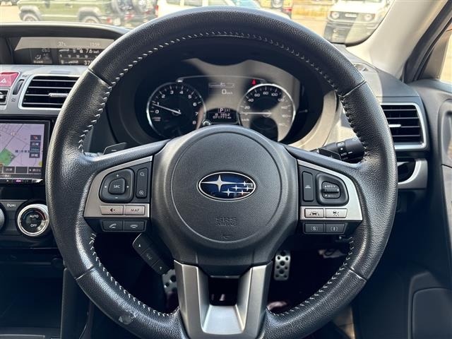 Subaru FORESTER 2017 7427572-14