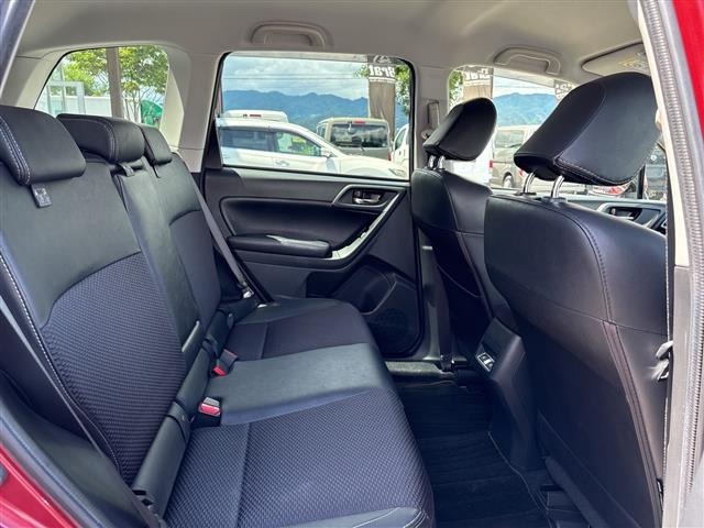 Subaru FORESTER 2017 7427572-8