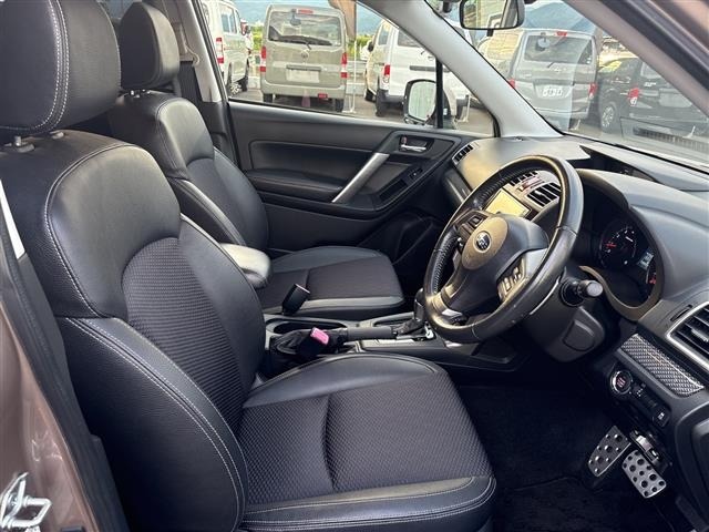 Subaru FORESTER 2015 7427579-7