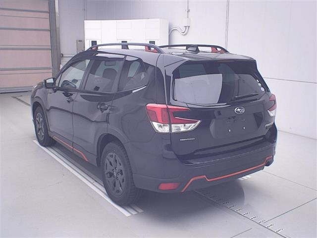 Subaru FORESTER 2021 7427602-1