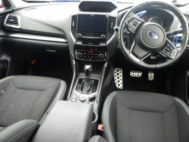 Subaru FORESTER 2018 7427603-3