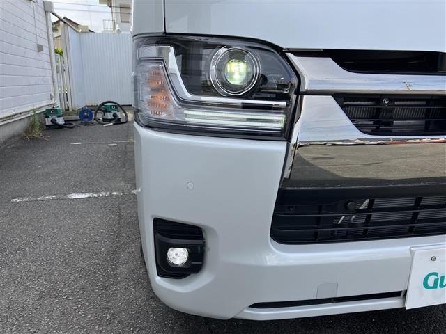 Toyota HIACE VAN 2026 7428948-1
